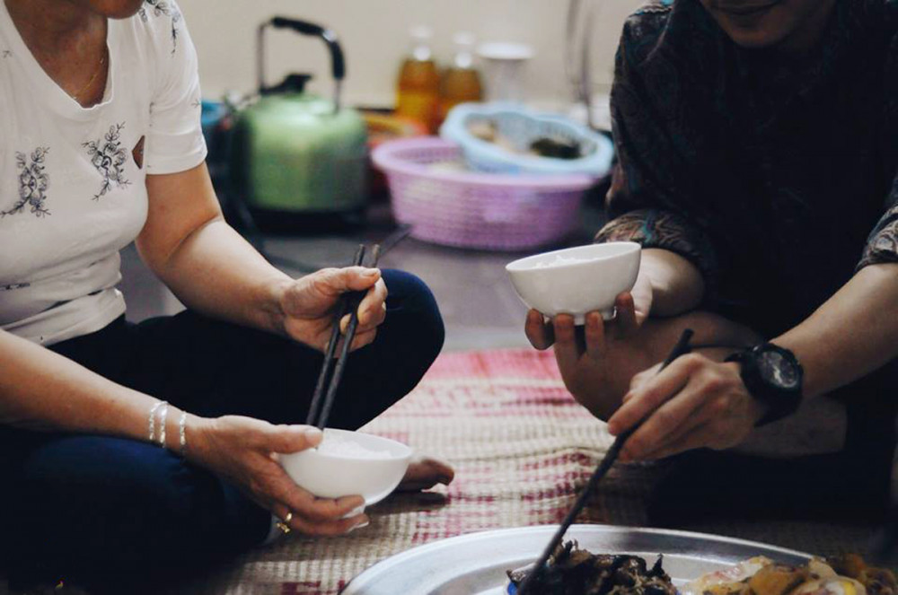 Về ăn cơm cùng ba mẹ - Báo Phụ Nữ